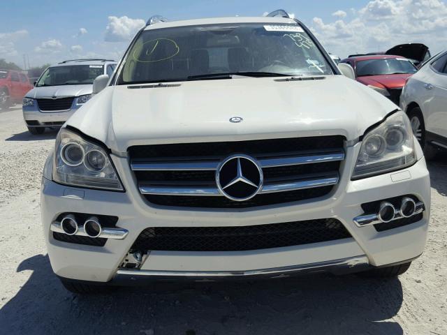 4JGBF2FE1BA739473 - 2011 MERCEDES-BENZ GL 350 BLU WHITE photo 9