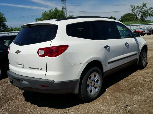 1GNKVFED5CJ362310 - 2012 CHEVROLET TRAVERSE L WHITE photo 4