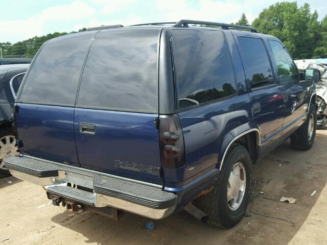 1GNEK13R9XJ300793 - 1999 CHEVROLET TAHOE BLUE photo 4