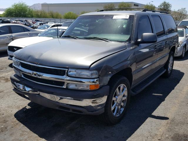 3GNEC16T4YG163799 - 2000 CHEVROLET SUBURBAN C SILVER photo 2