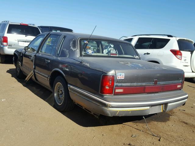 1LNLM82W8NY600528 - 1992 LINCOLN TOWN CAR S GRAY photo 3