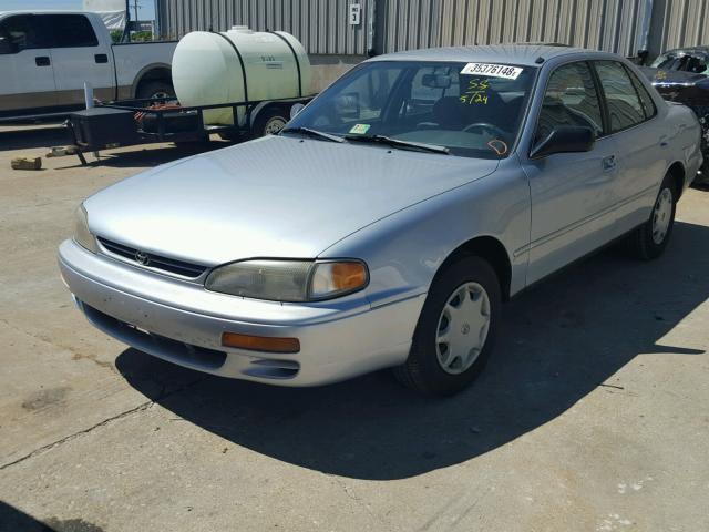 4T1BG12K4TU753709 - 1996 TOYOTA CAMRY DX BLUE photo 2