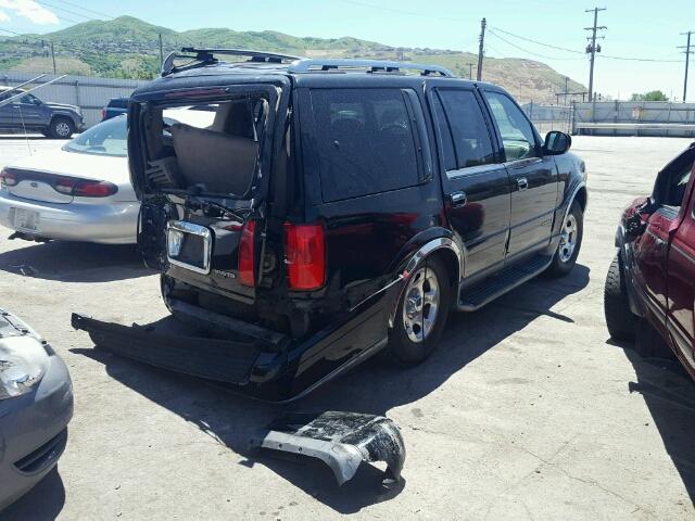 5LMFU28A8YLJ20977 - 2000 LINCOLN NAVIGATOR BLACK photo 4