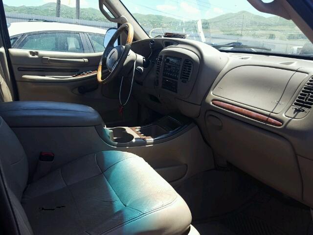 5LMFU28A8YLJ20977 - 2000 LINCOLN NAVIGATOR BLACK photo 5