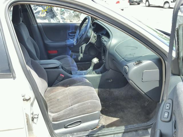 1G2WK52J51F218252 - 2001 PONTIAC GRAND PRIX SILVER photo 5