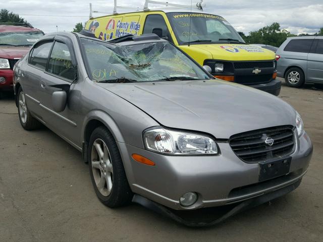 JN1CA31D71T624734 - 2001 NISSAN MAXIMA GXE SILVER photo 1