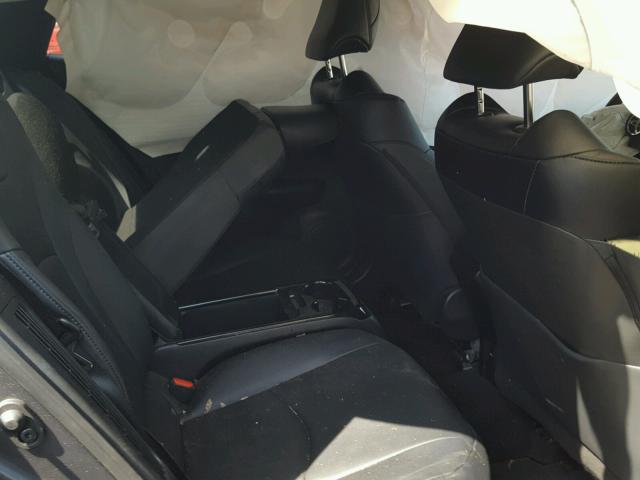 JTDKARFP9H3006601 - 2017 TOYOTA PRIUS PRIM 石墨色 照片 6