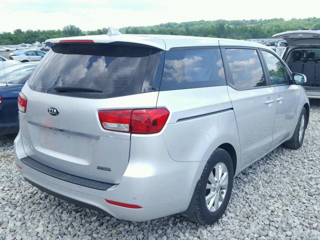 KNDMA5C10F6025714 - 2015 KIA SEDONA L SILVER photo 4