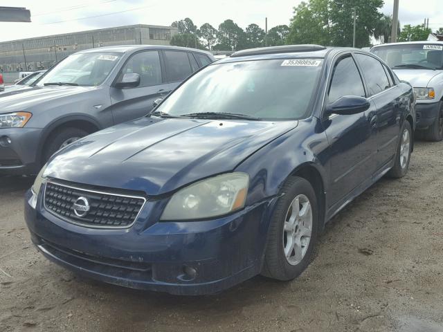 1N4BL11D05C182639 - 2005 NISSAN ALTIMA SE BLUE photo 2