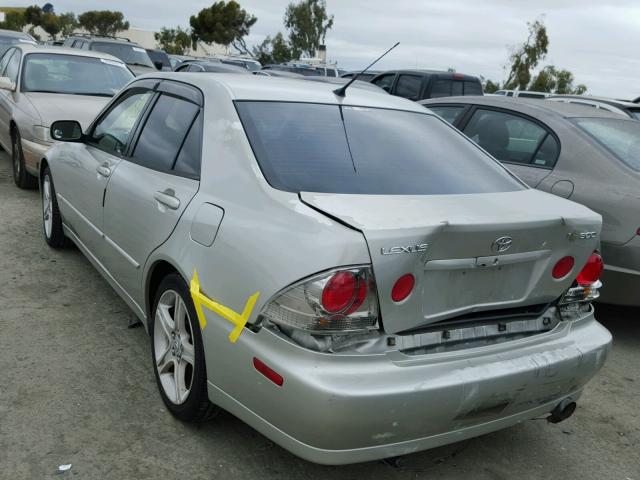 JTHBD192230067502 - 2003 LEXUS IS 300 SILVER photo 3