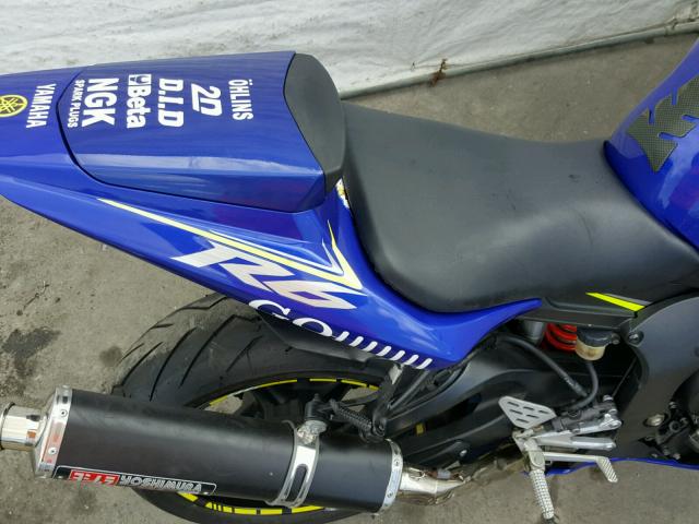 JYARJ06Y64A002980 - 2004 YAMAHA YZFR6 L BLUE photo 6