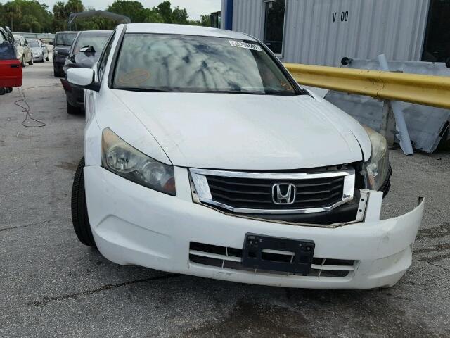 1HGCP26329A008633 - 2009 HONDA ACCORD LX WHITE photo 9