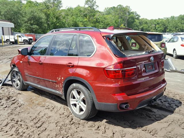 5UXZW0C55D0B92424 - 2013 BMW X5 XDRIVE3 RED photo 3