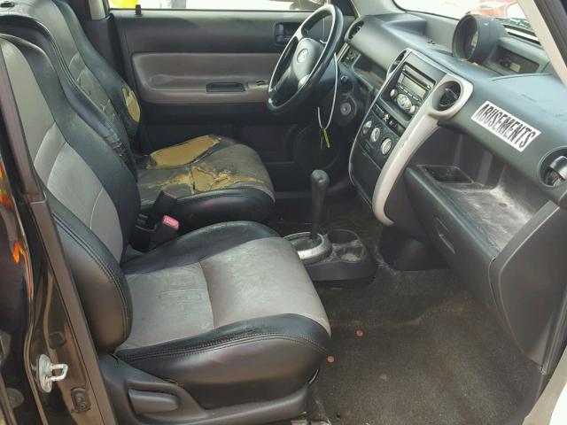 JTLKT324064046452 - 2006 TOYOTA SCION XB BLACK photo 5