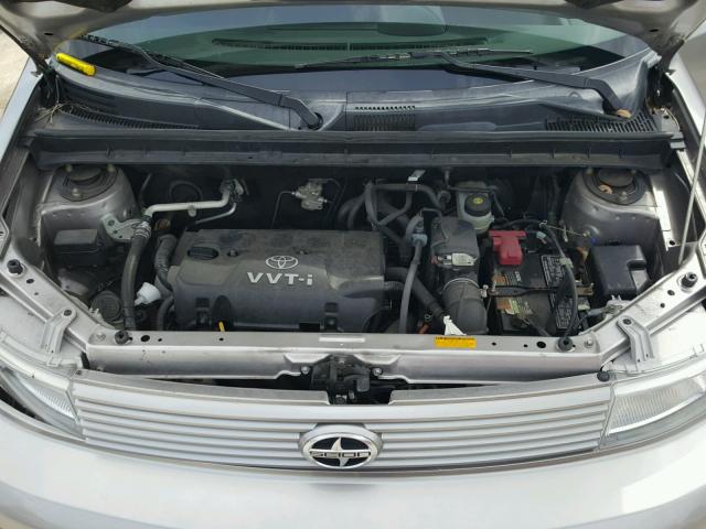 JTLKT324164043799 - 2006 TOYOTA SCION XB SILVER photo 7