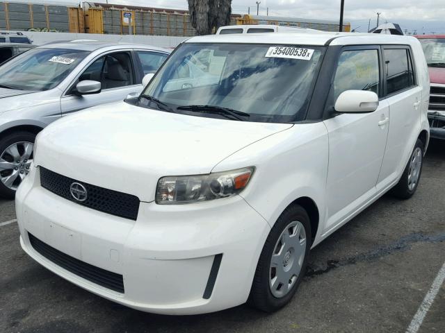 JTLZE4FE0A1101588 - 2010 TOYOTA SCION XB WHITE photo 2
