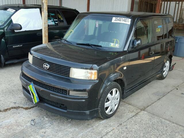 JTLKT324440168493 - 2004 TOYOTA SCION XB BLACK photo 2