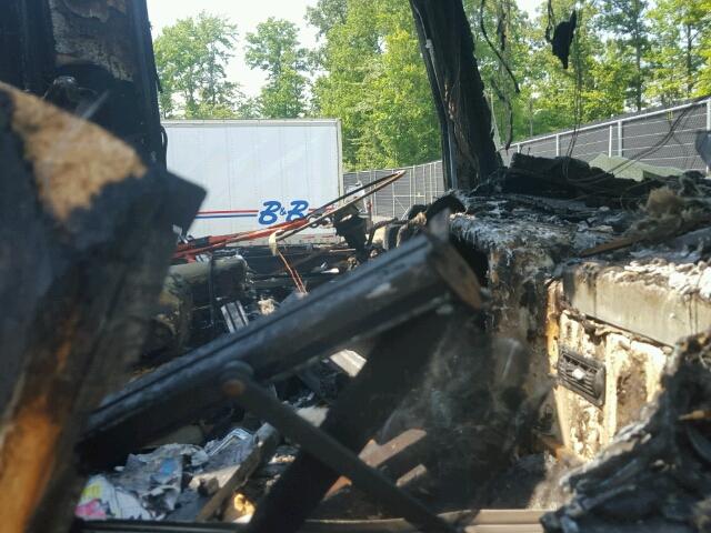 N0V1N35401787 - 2005 HOLI RAMBLER GOLD photo 5