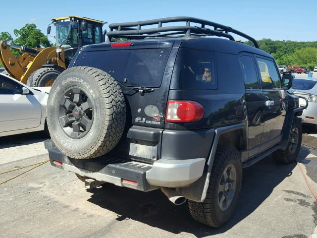 JTEBU11F370069101 - 2007 TOYOTA FJ CRUISER BLACK photo 4