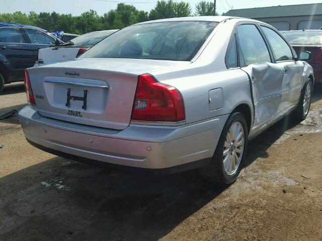 YV1TS592261429310 - 2006 VOLVO S80 2.5T SILVER photo 4