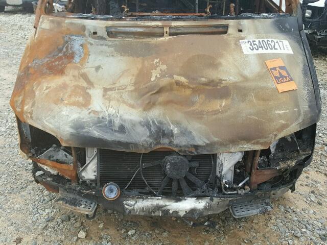 WD0PD544665940528 - 2006 DODGE SPRINTER 3 BURN photo 7