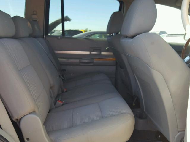 1A8HW58N18F132281 - 2008 CHRYSLER ASPEN LIMI 银色 照片 6