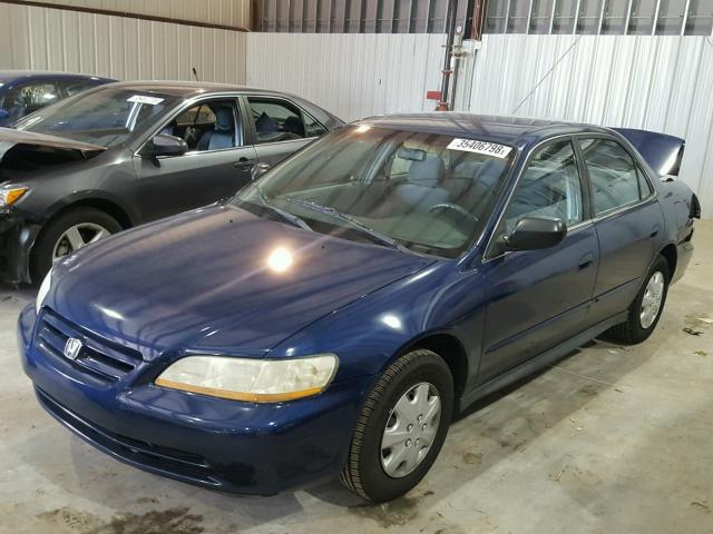 1HGCF86612A045937 - 2002 HONDA ACCORD VAL BLUE photo 2