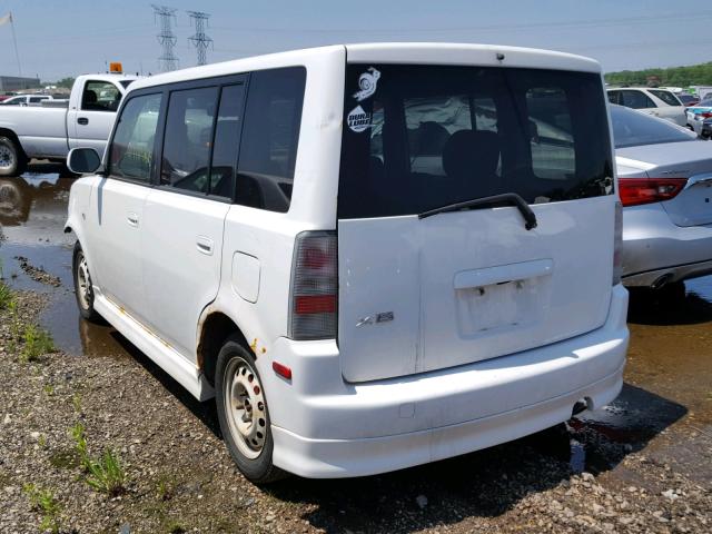 JTLKT324X64114370 - 2006 TOYOTA SCION XB WHITE photo 3