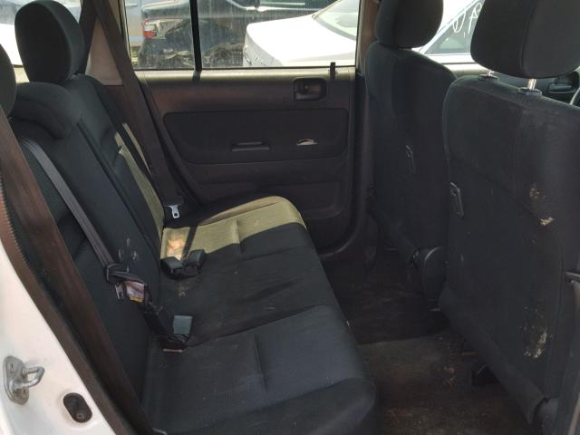 JTLKT324X64114370 - 2006 TOYOTA SCION XB WHITE photo 6