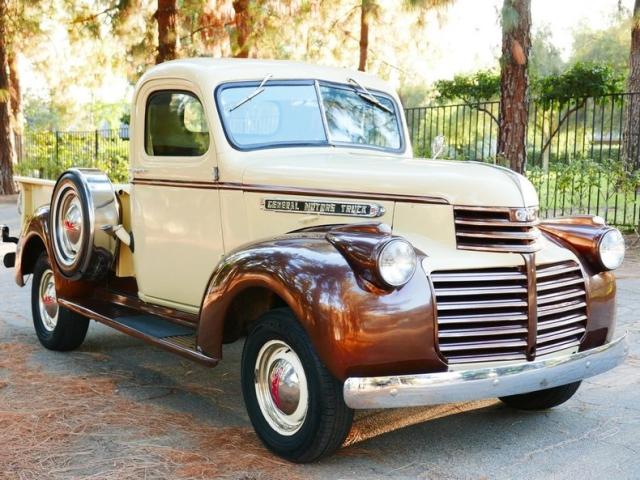 00000000000001869 - 1947 GMC PICKUP TWO TONE photo 1