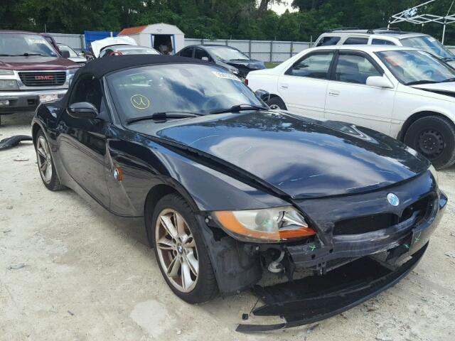 4USBT53534LT26975 - 2004 BMW Z4 3.0 BLACK photo 1