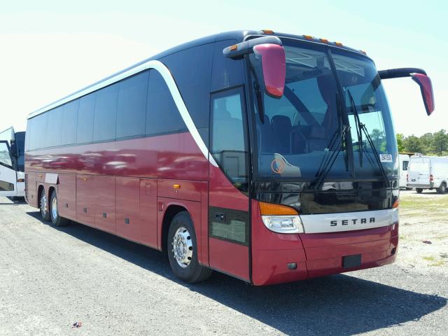 WKKA34DH7A3000895 - 2010 EVOBUS 417 RED photo 1