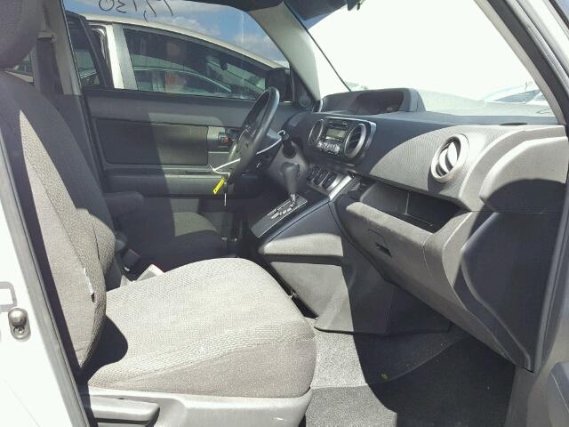 JTLKE50E381043793 - 2008 TOYOTA SCION XB 银色 照片 5