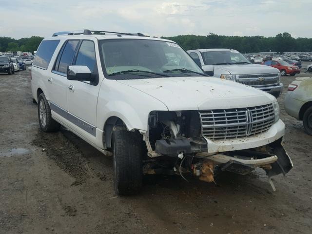 5LMJJ3H52BEJ02112 - 2011 LINCOLN NAVIGATOR WHITE photo 1