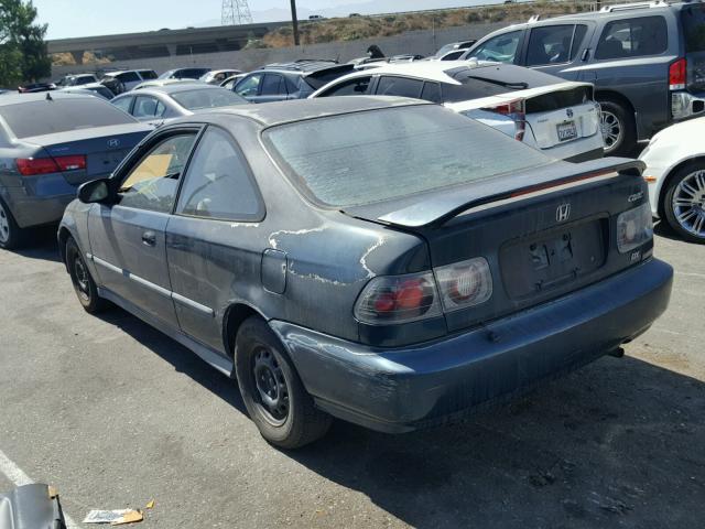 1HGEJ622XWL040650 - 1998 HONDA CIVIC DX GREEN photo 3