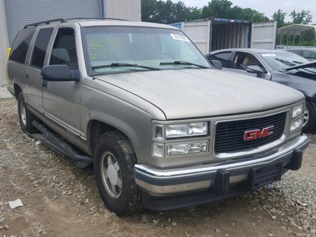 3GKEC16R3XG553423 - 1999 GMC SUBURBAN C TAN photo 1