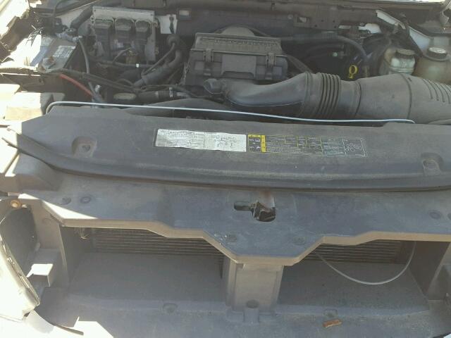 5LMFU28565LJ15498 - 2005 LINCOLN NAVIGATOR WHITE photo 7