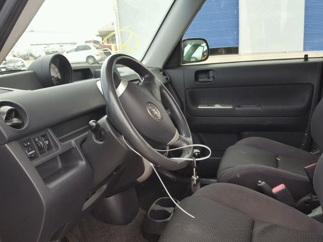 JTLKT334264037895 - 2006 TOYOTA SCION XB შავი ფოტო 5