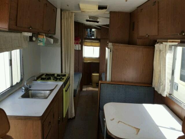 M49CN2S583045 - 1973 WINNEBAGO CHEIFTAIN WHITE photo 11