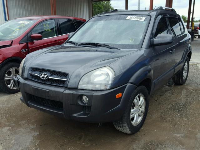 KM8JN12D77U587243 - 2007 HYUNDAI TUCSON SE GRAY photo 2