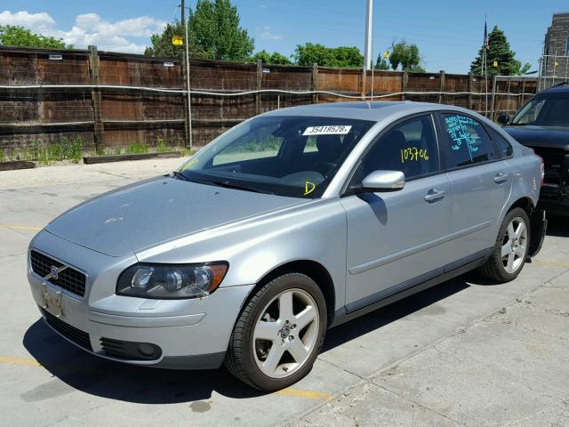 YV1MH682X62185281 - 2006 VOLVO S40 T5 SILVER photo 2