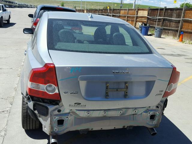 YV1MH682X62185281 - 2006 VOLVO S40 T5 SILVER photo 9