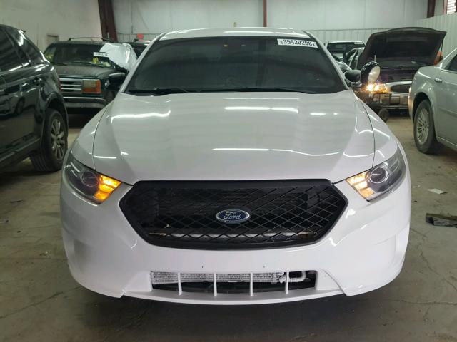 1FAHP2M82DG124705 - 2013 FORD TAURUS POL WHITE photo 9