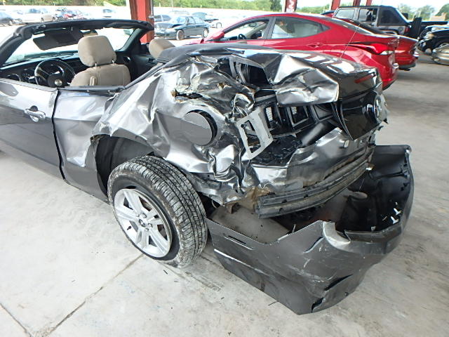 1ZVBP8EM1D5222051 - 2013 FORD MUSTANG SILVER photo 9