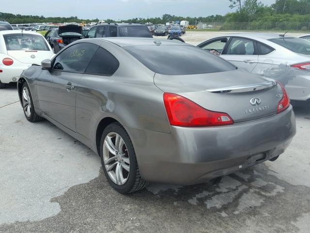 JNKCV64F09M652279 - 2009 INFINITI G37 GRAY photo 3