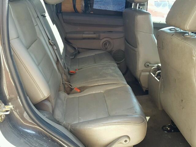 1J8HG48N46C122771 - 2006 JEEP COMMANDER GRAY photo 6