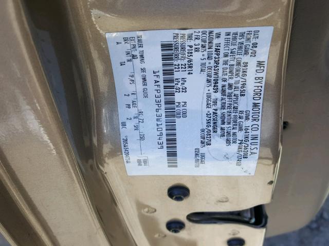 1FAFP33P63W109439 - 2003 FORD FOCUS LX BROWN photo 10