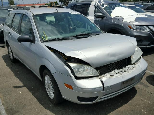 1FAFP36N75W221258 - 2005 FORD FOCUS ZXW SILVER photo 1