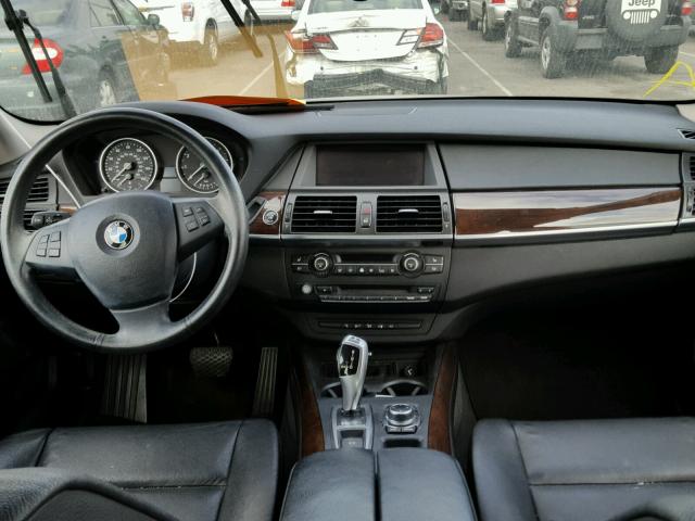 5UXZV4C57BL416960 - 2011 BMW X5 XDRIVE3 CHARCOAL photo 9
