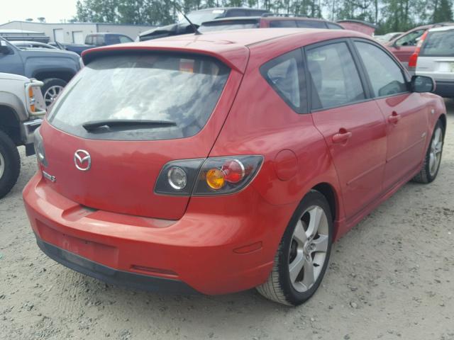 JM1BK343661458427 - 2006 MAZDA 3 HATCHBAC RED photo 4